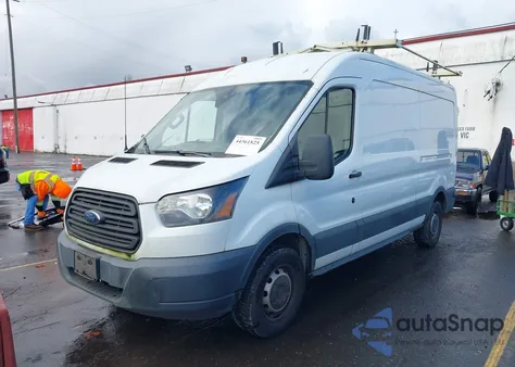 2017 Ford Transit-250 z USA, uszkodzony, nr VIN 1FTYR2CG6HKB21385